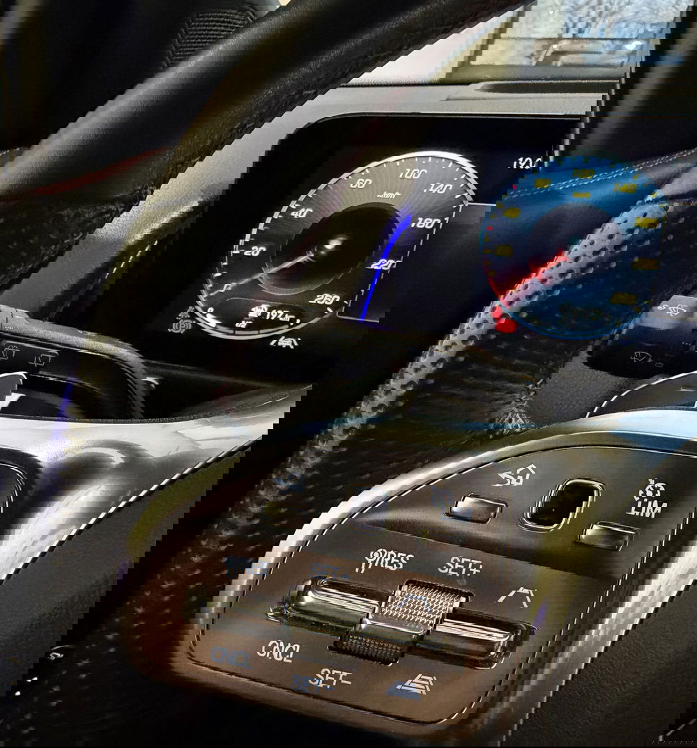 Mercedes-Benz GLB usata a Parma (12)