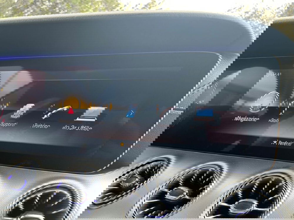 Mercedes-Benz Classe E Coupé usata a Bari (12)