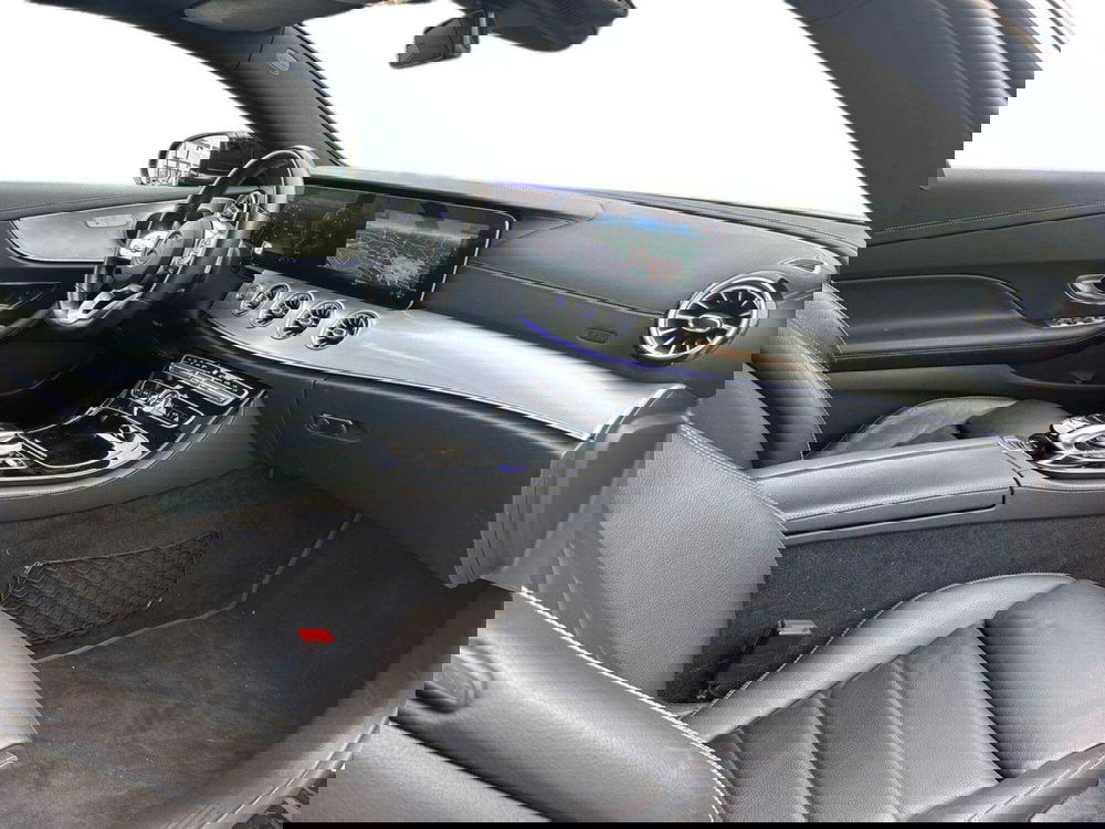 Mercedes-Benz Classe E Coupé usata a Bari (15)