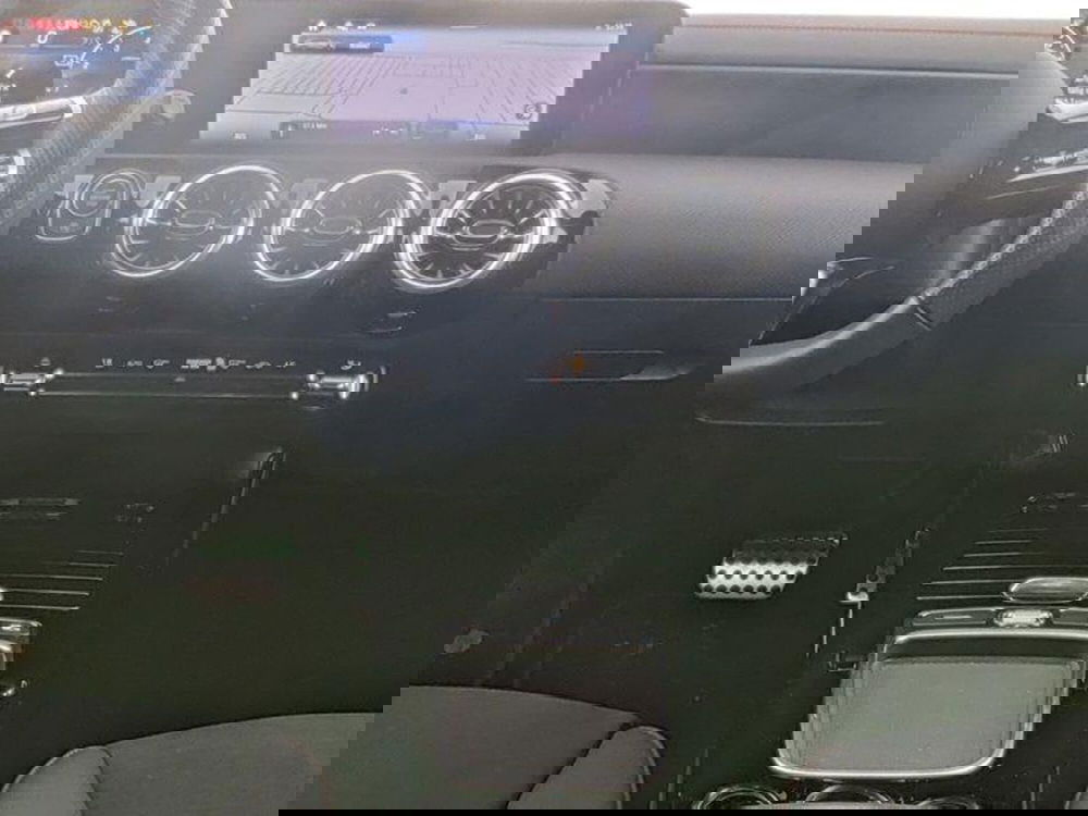 Mercedes-Benz CLA Shooting Brake usata a Monza e Brianza (4)