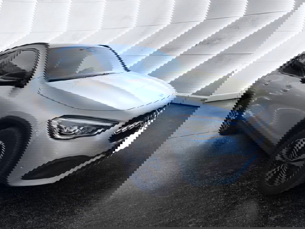 Mercedes-Benz GLA SUV usata a Salerno (7)