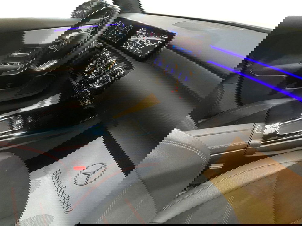 Mercedes-Benz Classe A usata a Napoli (14)