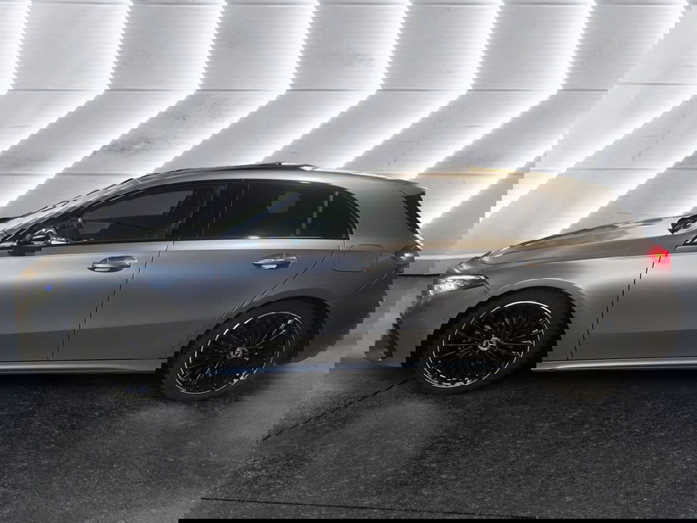 Mercedes-Benz Classe A usata a Napoli (4)