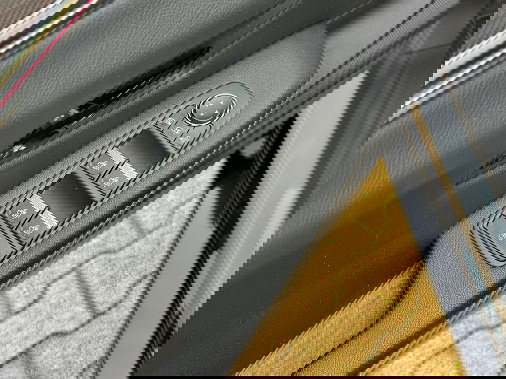 Renault Megane E-Tech Electric usata a Pavia (13)