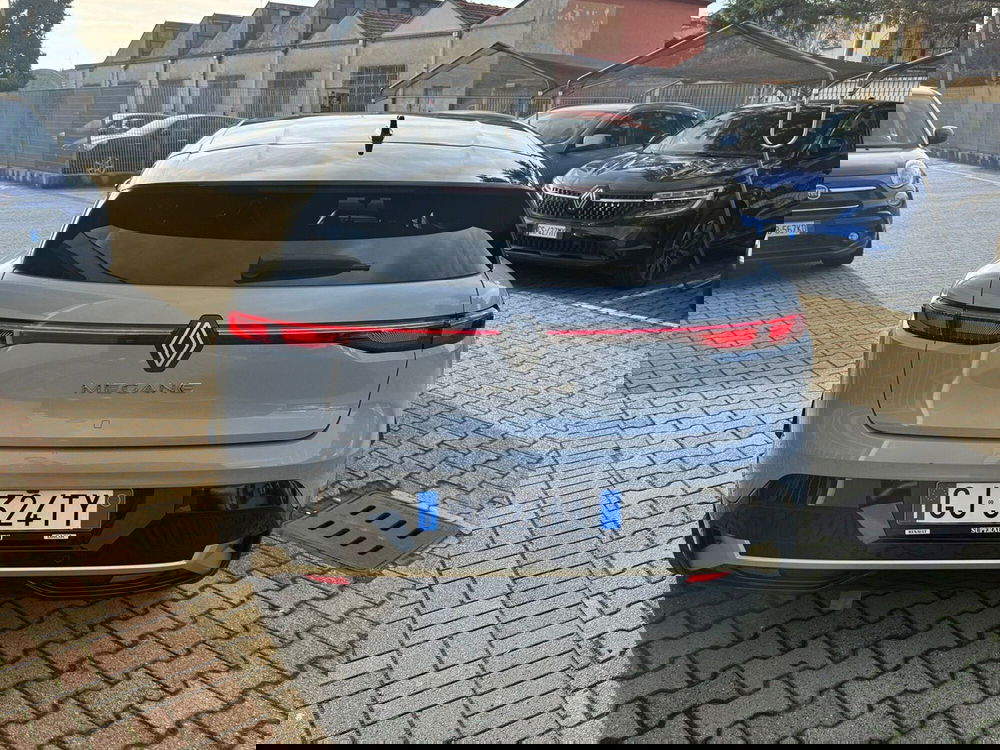 Renault Megane E-Tech Electric usata a Pavia (3)
