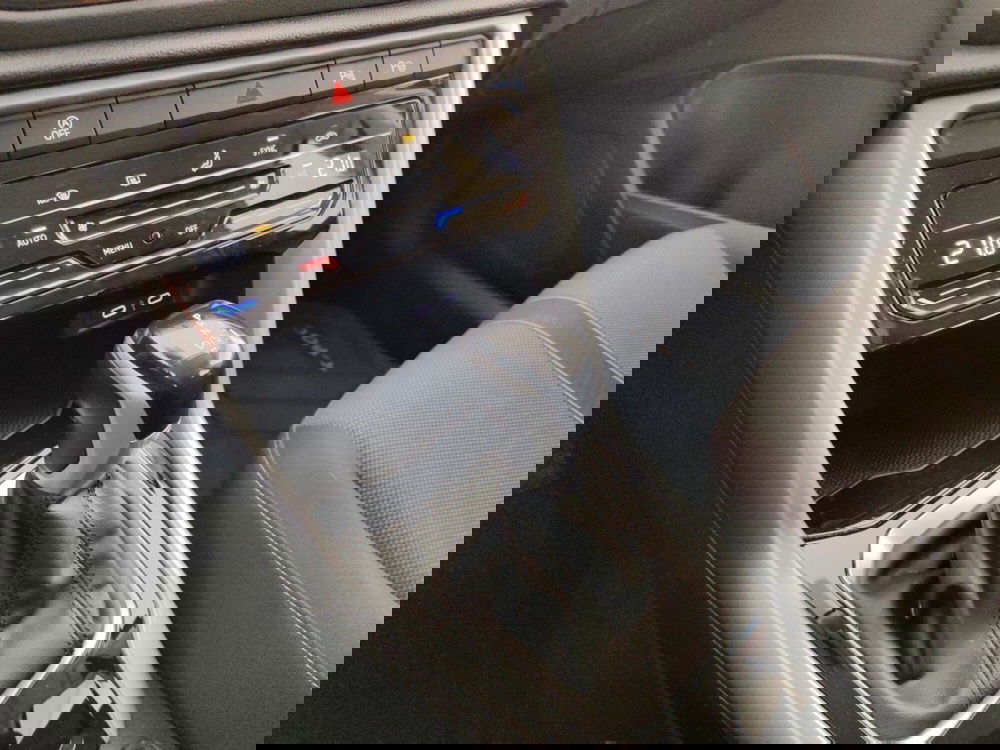 Volkswagen T-Roc usata a La Spezia (11)