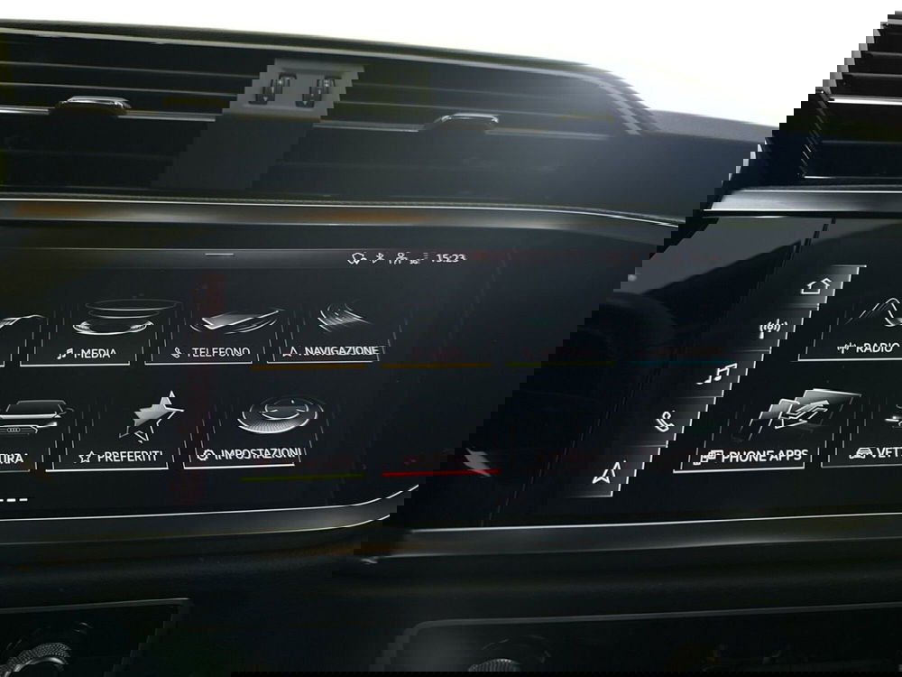 Audi Q3 Sportback usata a Napoli (12)