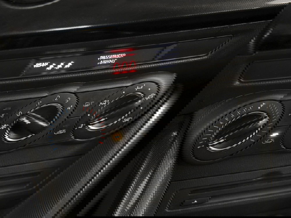 Mazda Mazda2 usata a Prato (14)