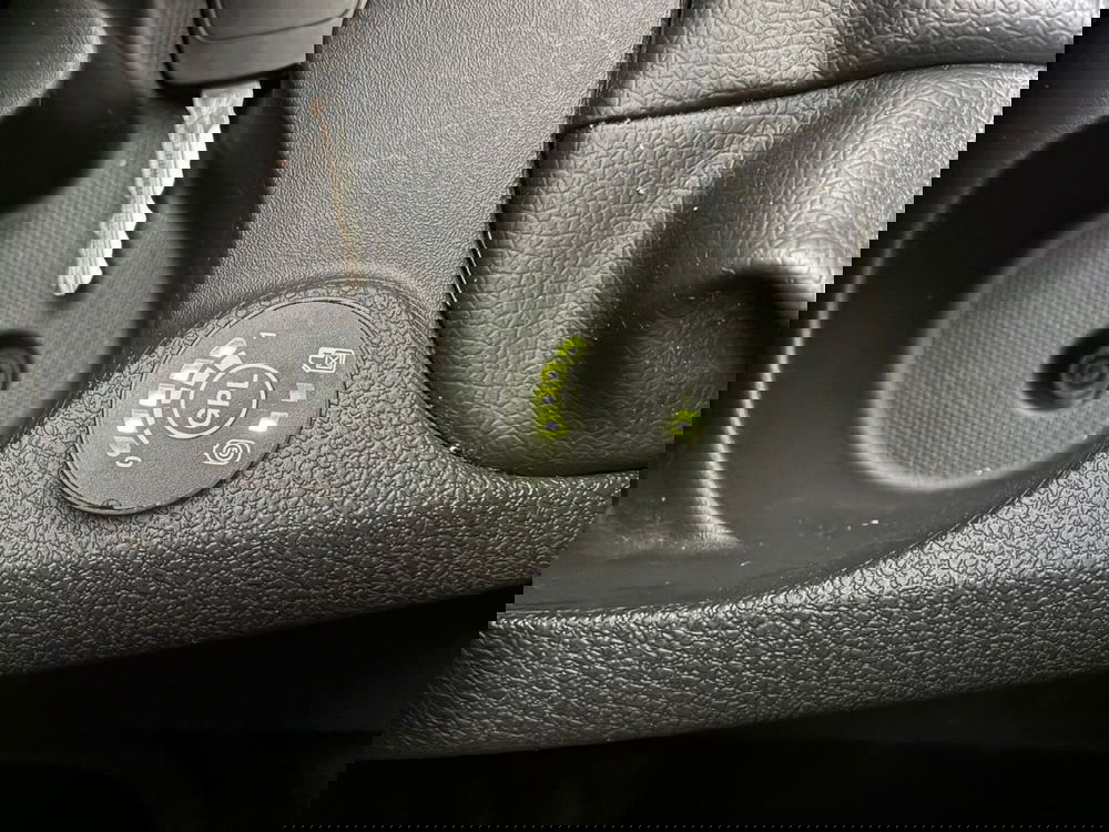 Dacia Sandero usata a Asti (13)