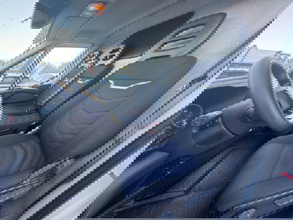 Iveco Daily Furgone usata a Perugia (11)