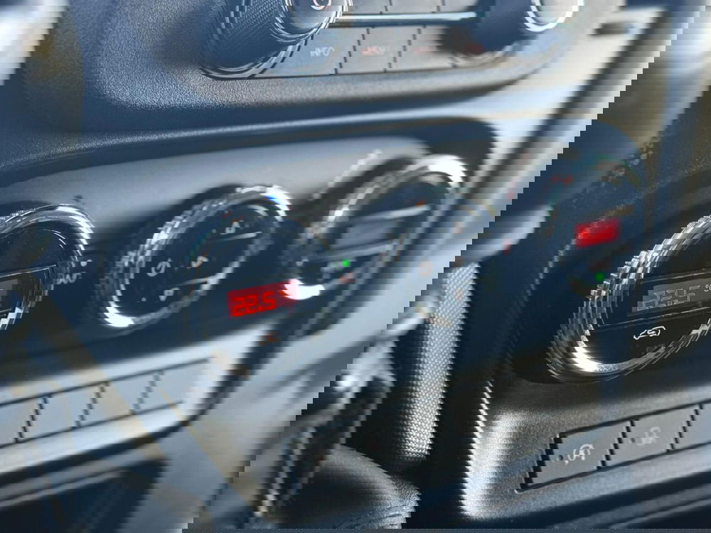 Iveco Daily Furgone usata a Perugia (13)