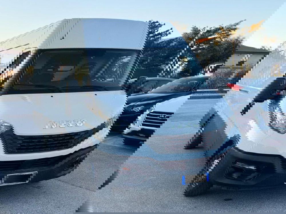 Iveco Daily Furgone usata a Perugia (4)