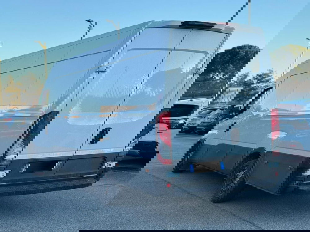 Iveco Daily Furgone usata a Perugia (7)