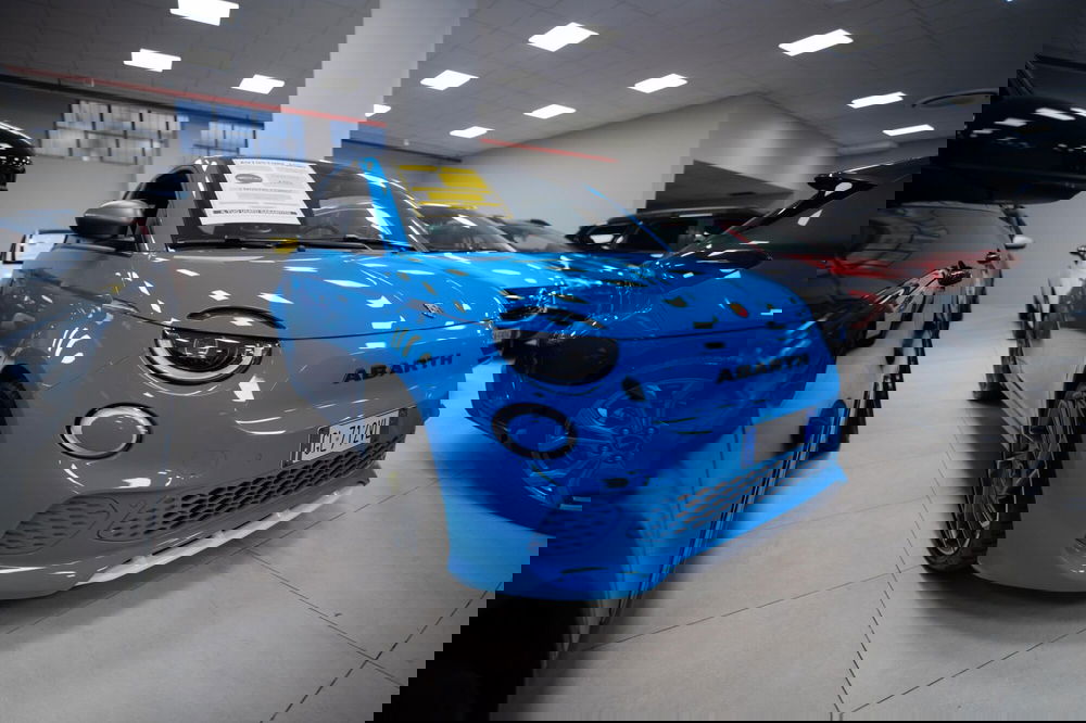 Abarth 500e usata a Torino (19)