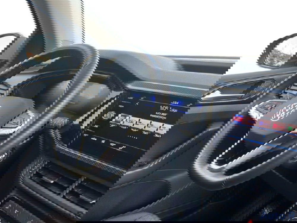 Volkswagen T-Cross usata a Potenza (11)