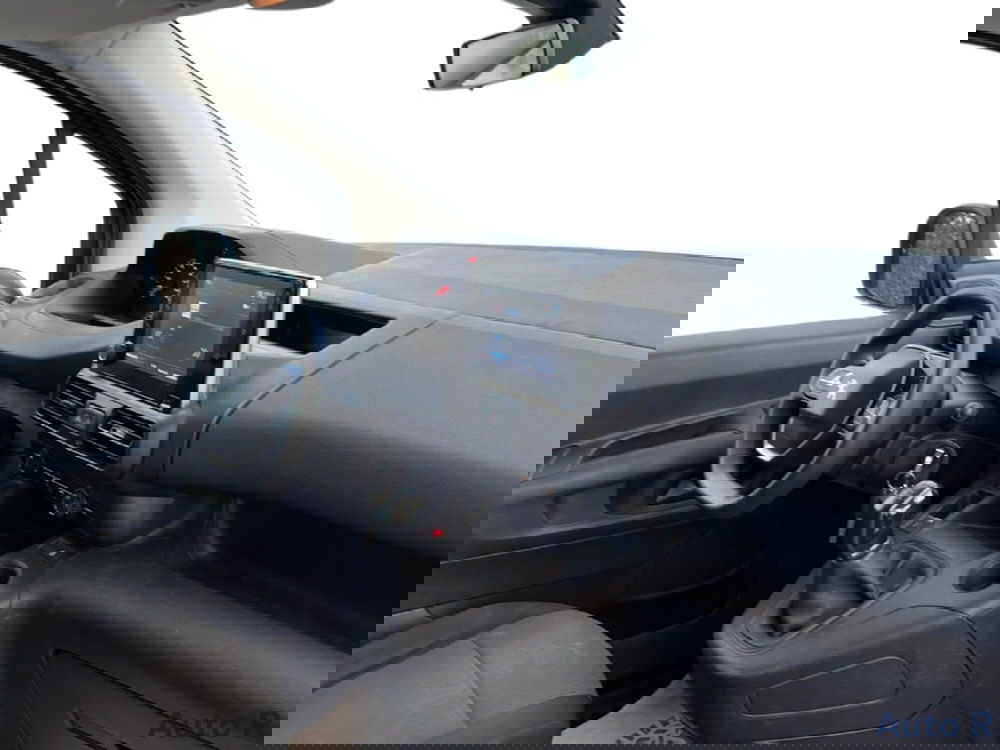 Peugeot Partner Furgone usata a Potenza (10)