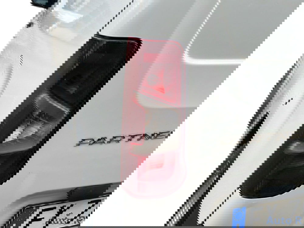 Peugeot Partner Furgone usata a Potenza (16)