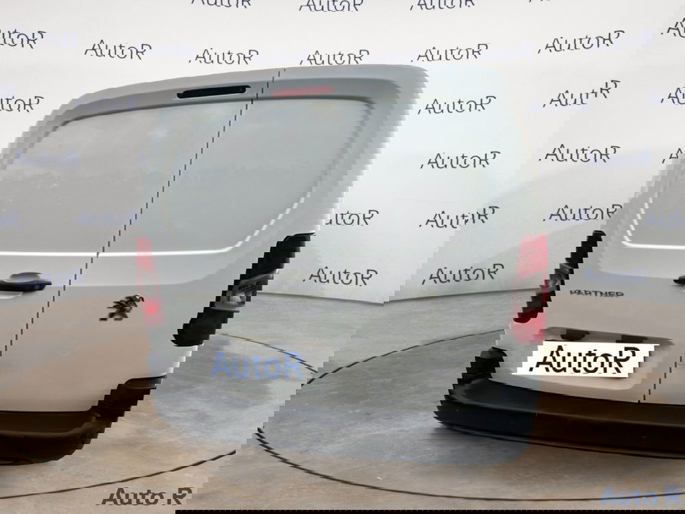 Peugeot Partner Furgone usata a Potenza (6)