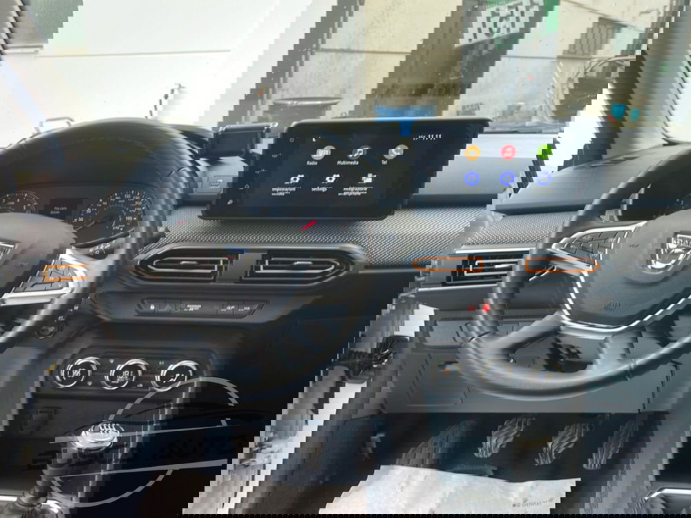 Dacia Sandero usata a Roma (12)