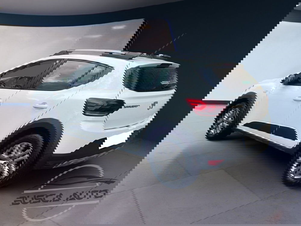 Dacia Sandero usata a Roma (3)