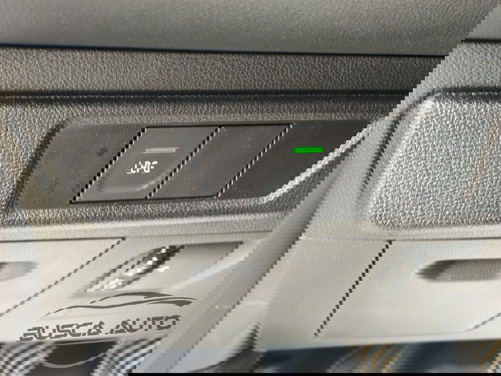 Dacia Sandero usata a Roma (9)