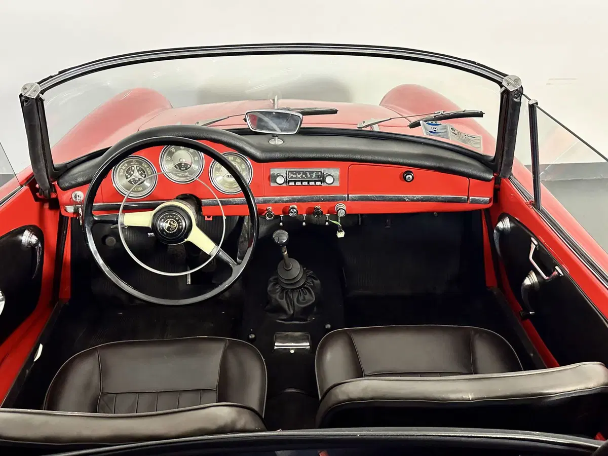 Alfa Romeo Spider usata a Cremona (10)