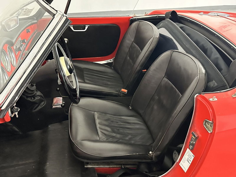 Alfa Romeo Spider usata a Cremona (11)