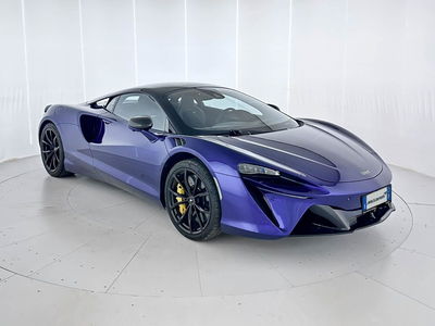 McLaren Artura Coup&eacute;  Artura Coup&eacute; 3.0 ssg8 del 2024 usata a Milano