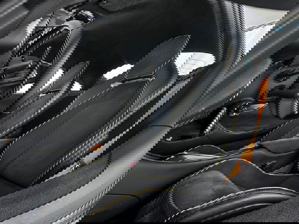 McLaren Artura Coupé usata a Milano (8)