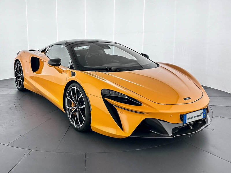 McLaren Artura Cabrio usata a Milano (2)