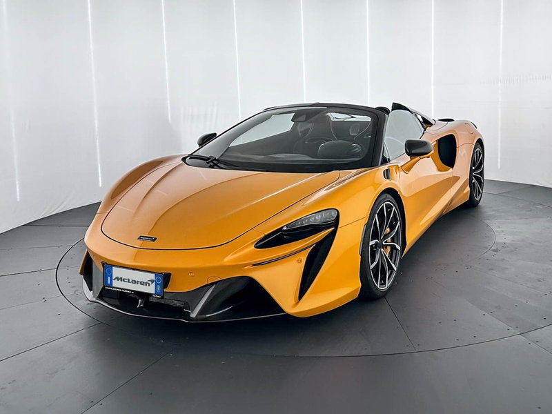 McLaren Artura Cabrio usata a Milano (4)