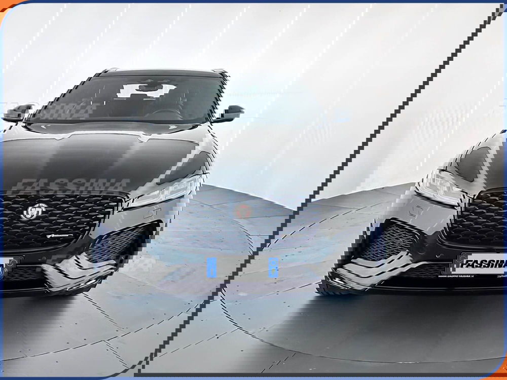 Jaguar F-Pace usata a Milano (2)