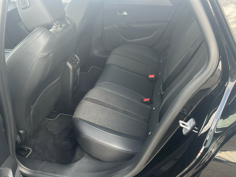 Peugeot 308 SW usata a Piacenza (10)