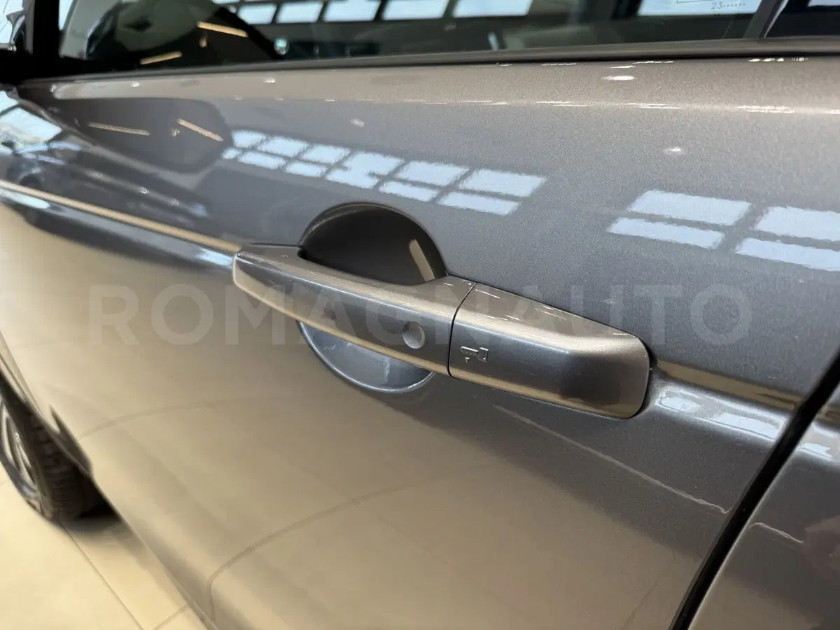 Land Rover Discovery Sport usata a Forlì-Cesena (4)