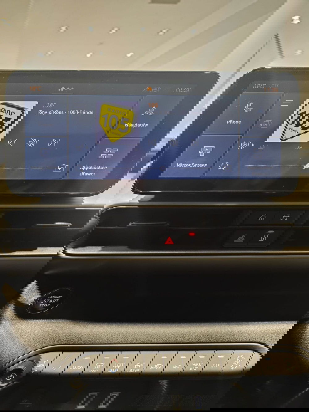 Jeep Avenger nuova a Varese (11)