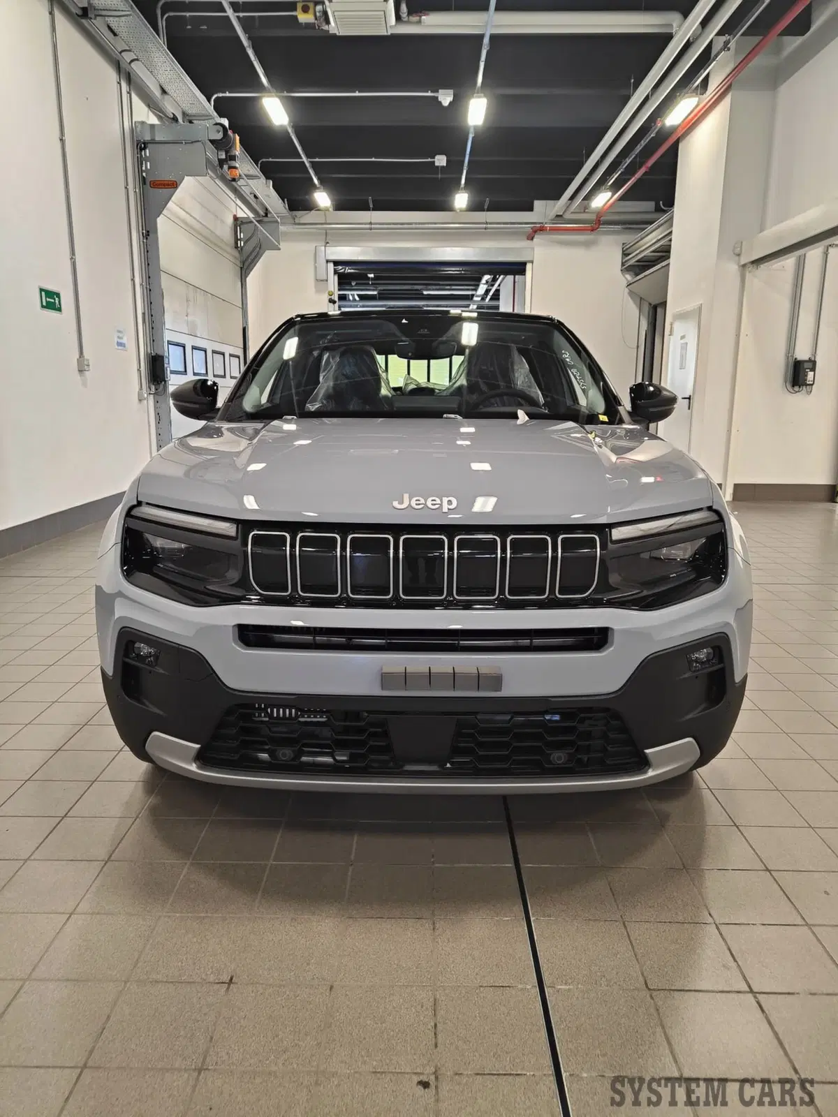 Jeep Avenger nuova a Varese (2)