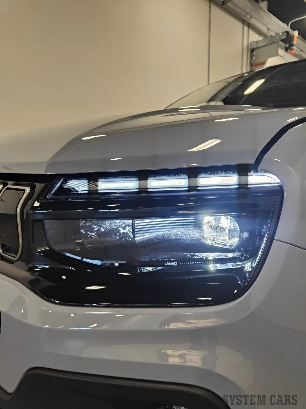Jeep Avenger nuova a Varese (3)