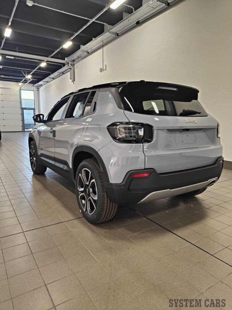 Jeep Avenger nuova a Varese (5)