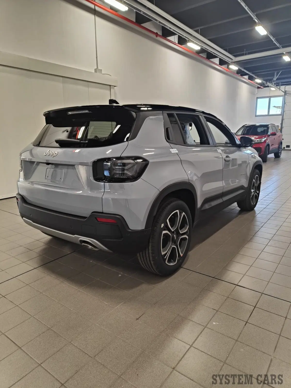 Jeep Avenger nuova a Varese (8)