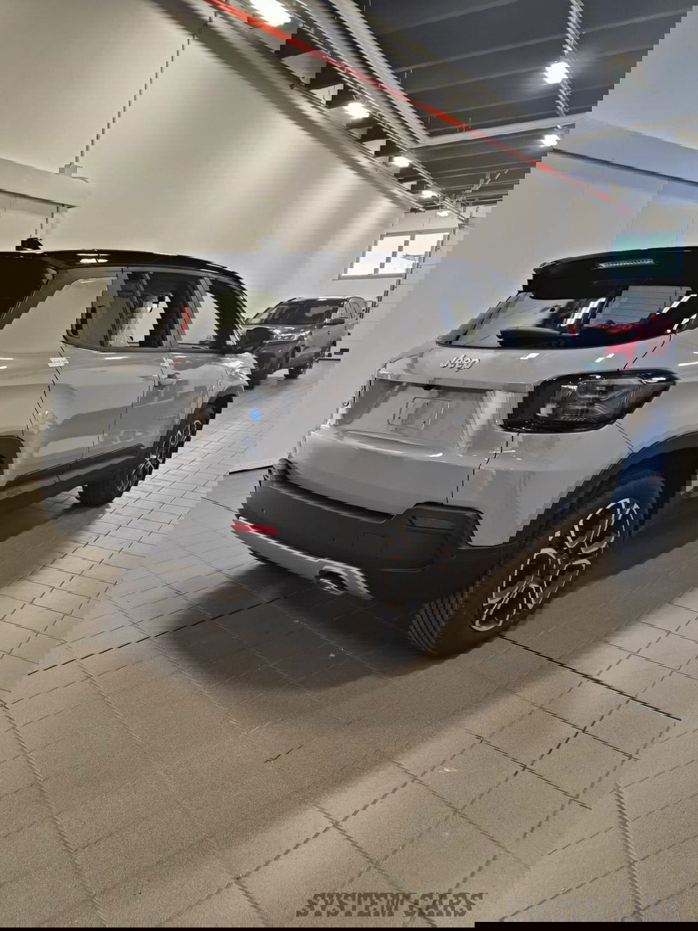 Jeep Avenger nuova a Varese (8)