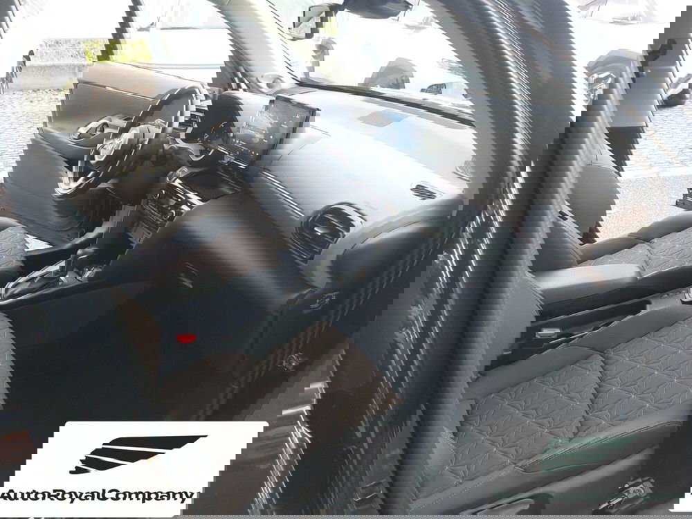 Toyota Yaris Cross usata a Roma (16)