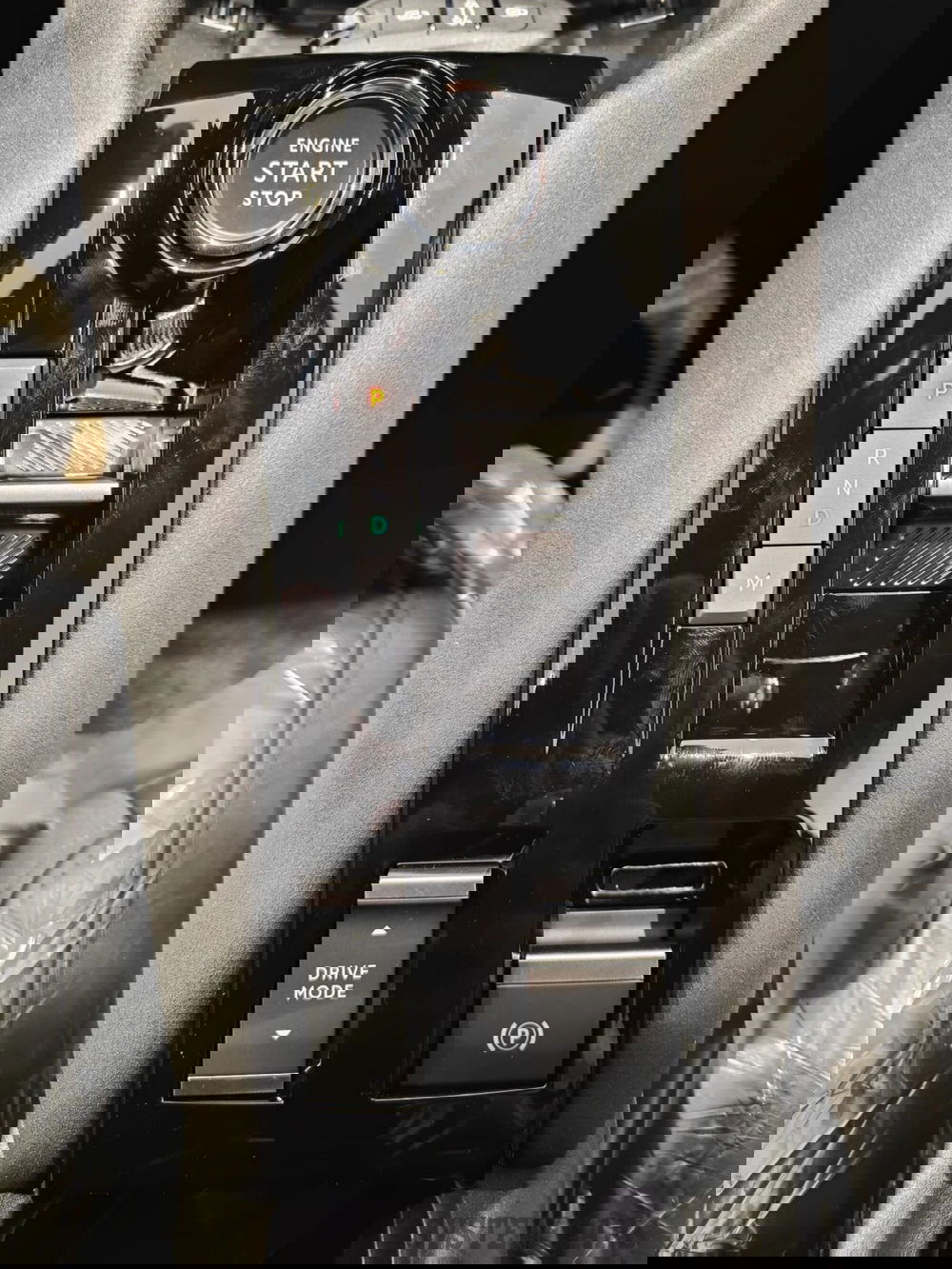 Alfa Romeo Junior nuova a Varese (12)