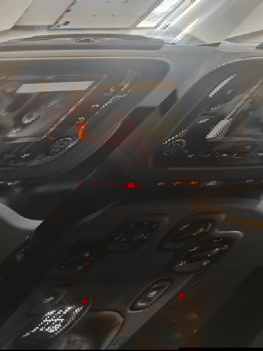 Fiat Panda Cross nuova a Varese (9)