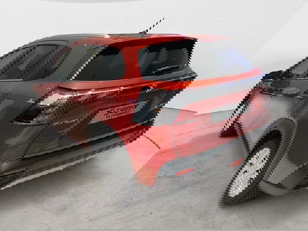 Suzuki S-Cross nuova a Milano (4)