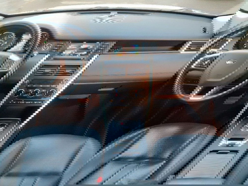 Land Rover Discovery Sport usata a Modena (10)