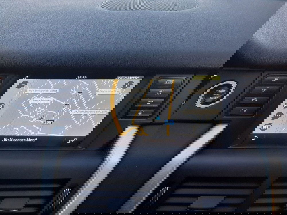 Land Rover Discovery Sport usata a Modena (13)