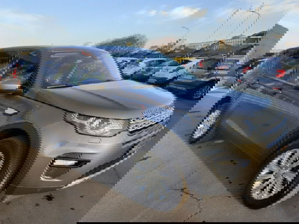 Land Rover Discovery Sport usata a Modena (4)