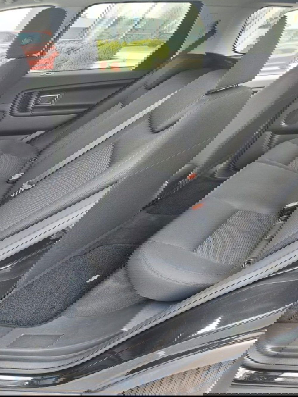 Land Rover Discovery Sport usata a Modena (11)