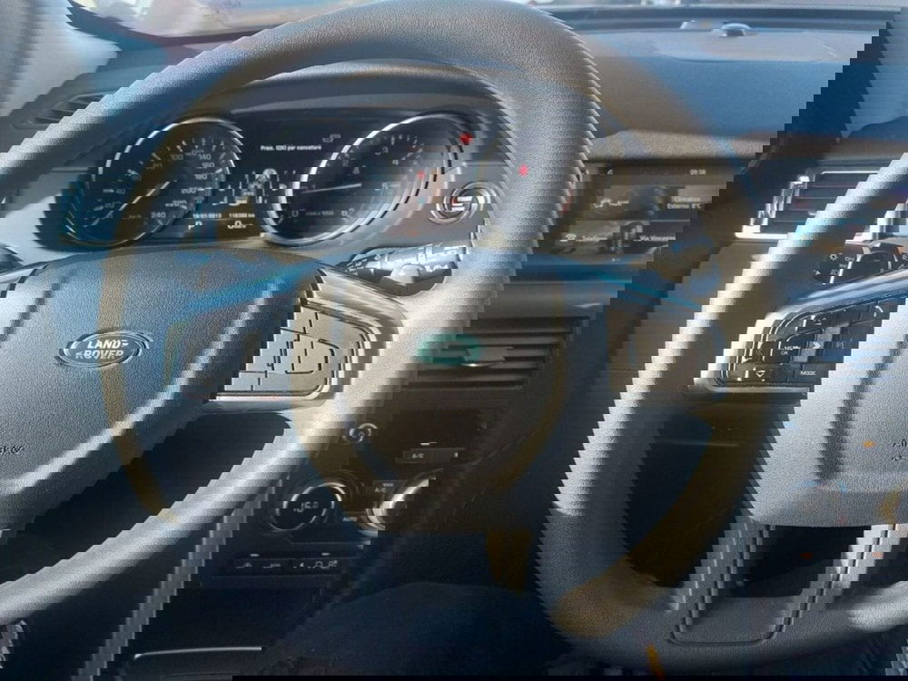 Land Rover Discovery Sport usata a Modena (15)