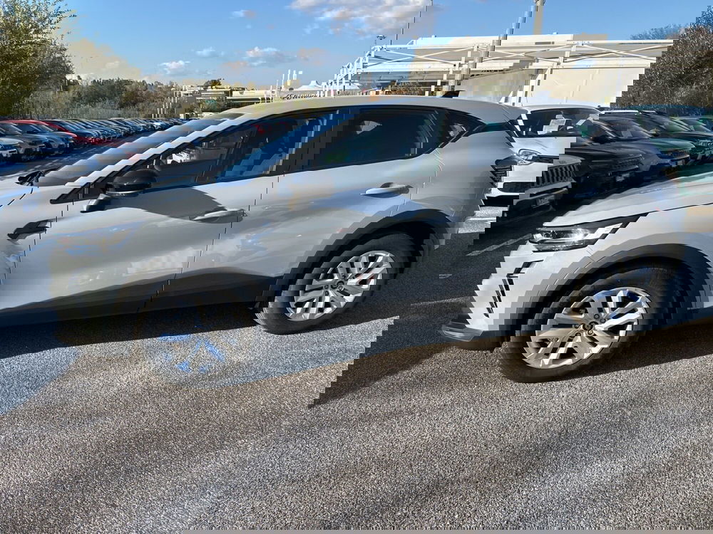 Renault Captur nuova a Latina (8)